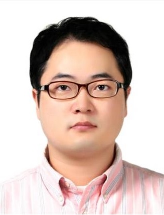 윤홍석 교수 사진